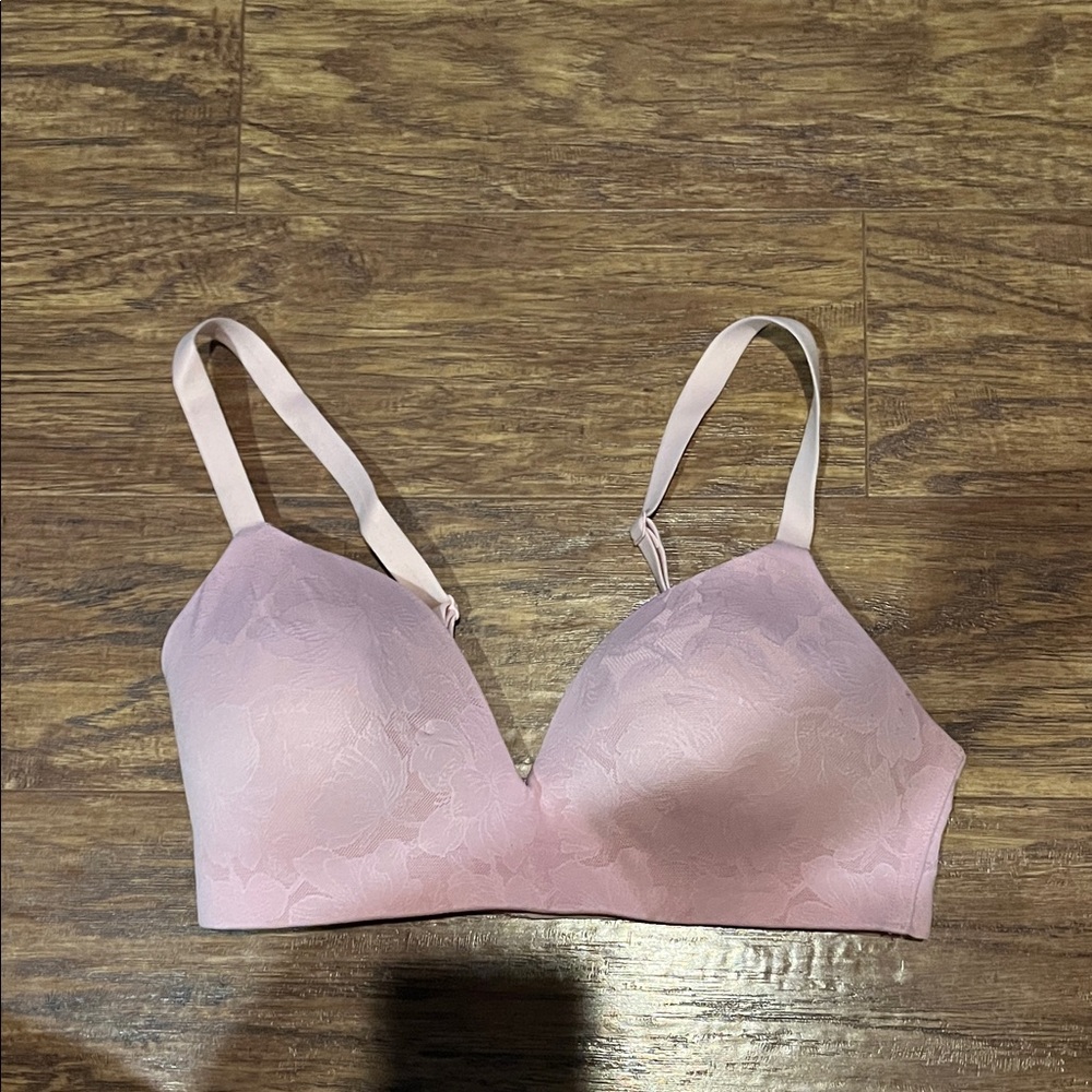 Tommy John Second Skin Lightly Lined Wireless Pink Lace Bra